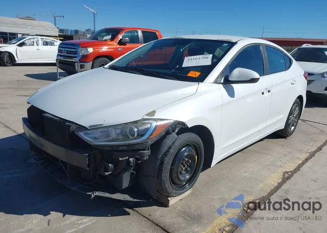 5NPD84LF1JH373599: 44163708