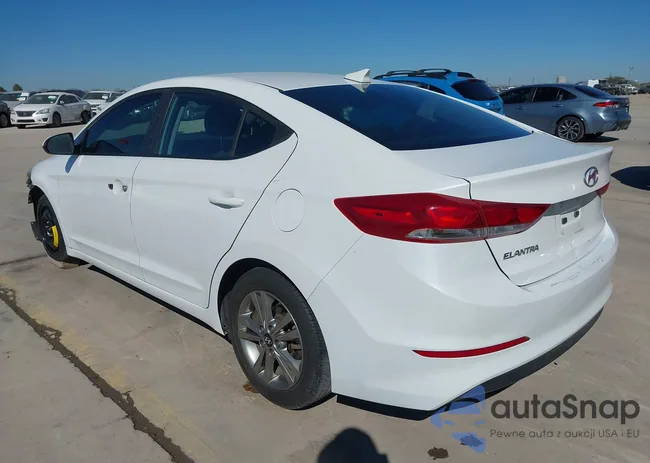 5NPD84LF1JH373599: 44163708