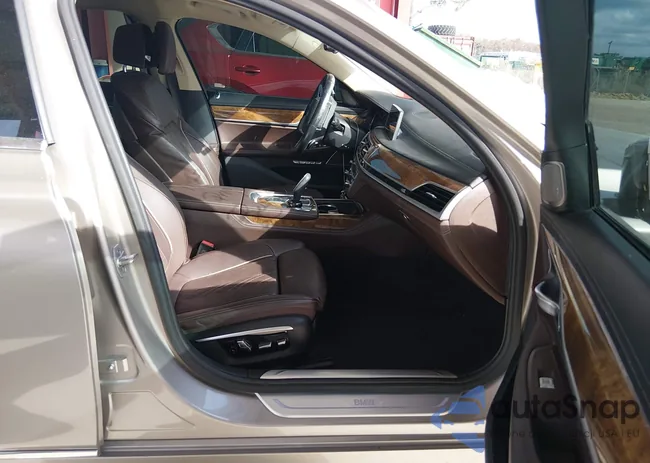 WBA7F2C59GG419673: 44163763