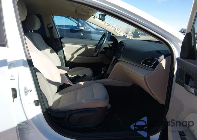 5NPD84LF1HH015753: 44163769