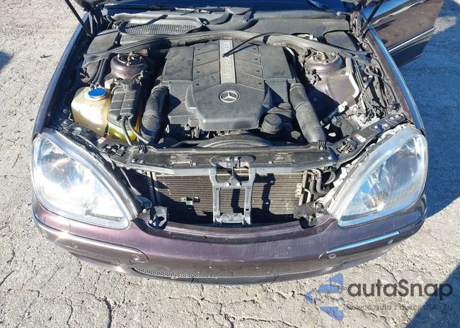 WDBNG70J3YA037518: 44163801