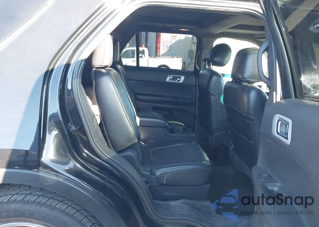 1FM5K7F85DGA02017: 44163831