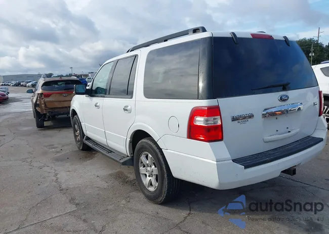 1FMJU1J51EEF14244: 44163838