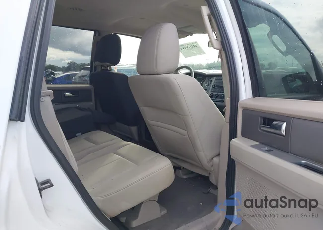 1FMJU1J51EEF14244: 44163838