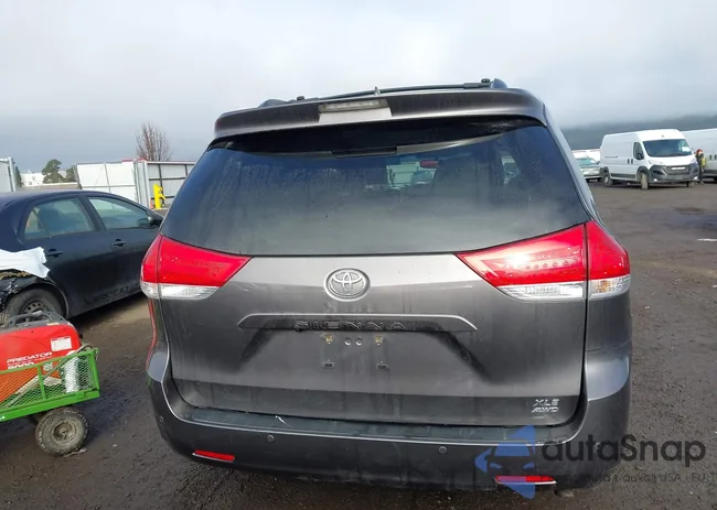 5TDDK3DC8CS036084: 44163914