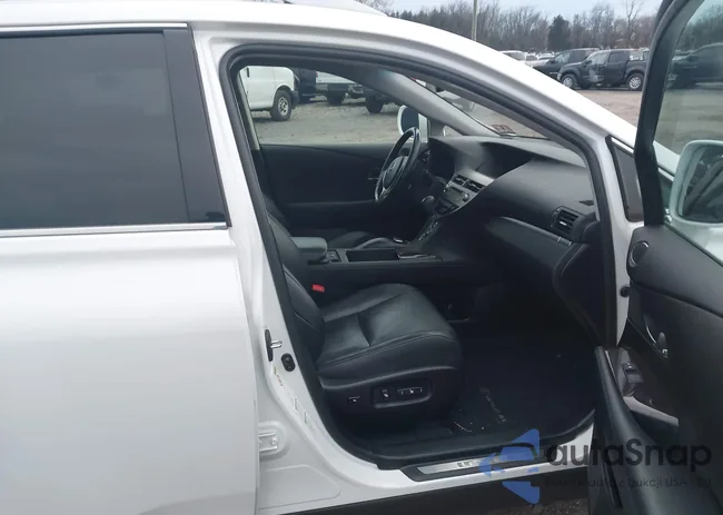 2T2BK1BA6DC216618: 44163081