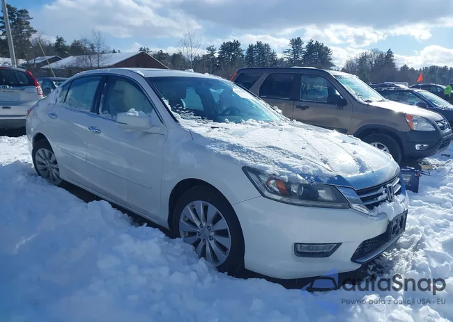 1HGCR3F8XDA021716: 44163136