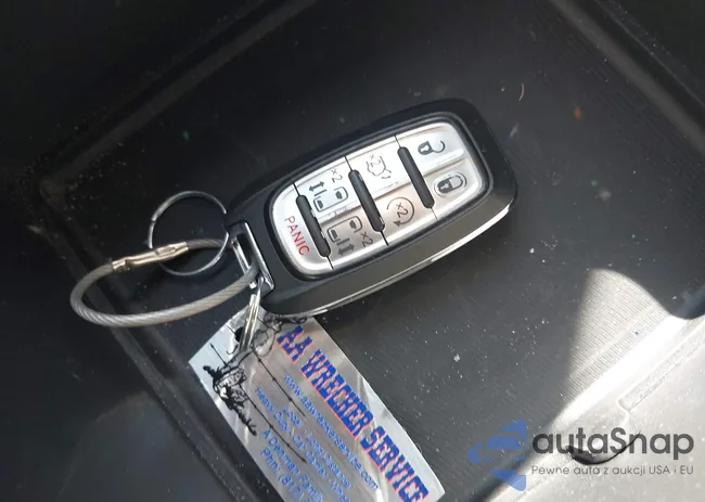 2C4RC1BG4SR551426: 44163215