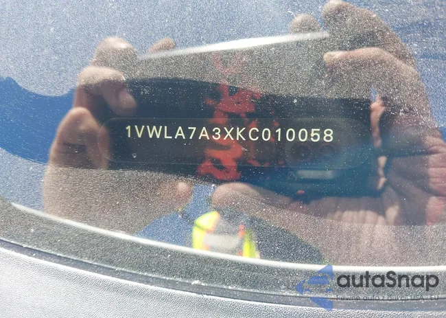 1VWLA7A3XKC010058: 44163253