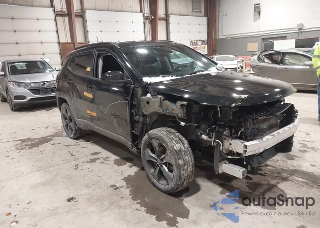 3C4NJDBB6KT768564: 44163291