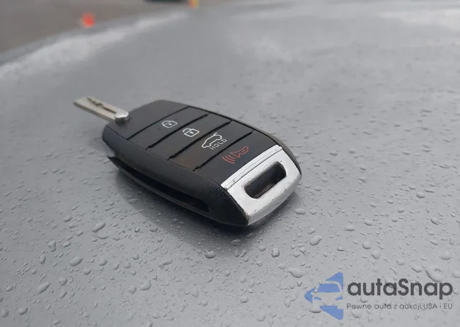 KNDPNCAC6L7788563: 44163335