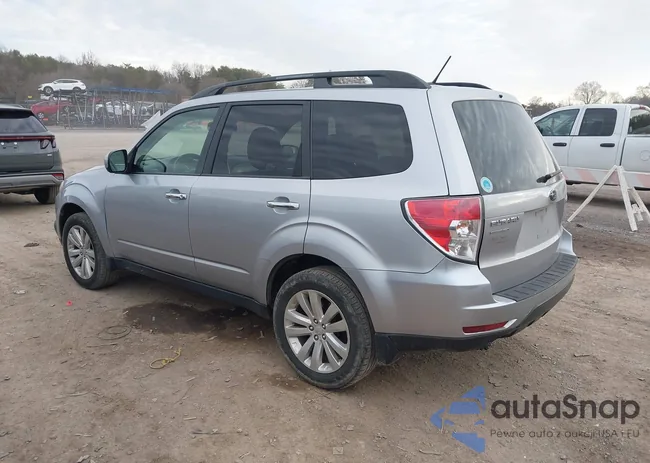 JF2SHADC8DH438172: 44163338