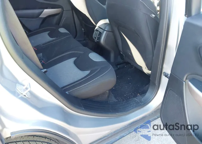 1C4PJLCB5JD565431: 44163362