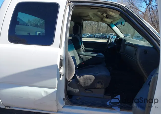 1GCEK19T72Z330252: 44163389