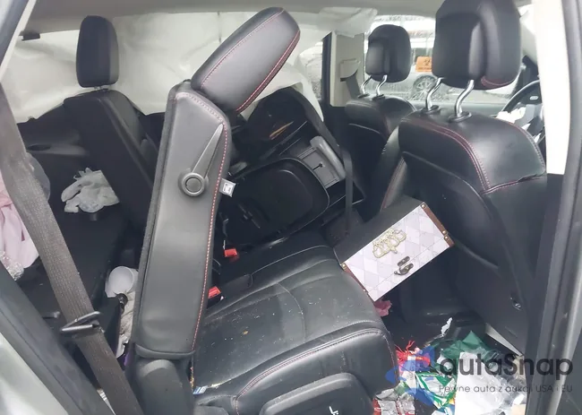 3C4PDCEG8KT783035: 44163425