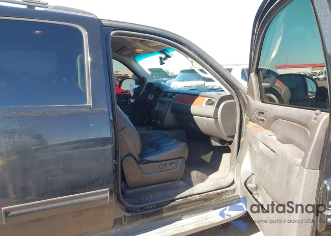 1GNUCBE02AR279338: 44164554