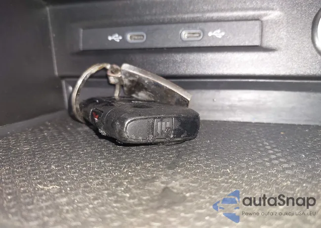 3VVCX7B25PM366738: 44164561