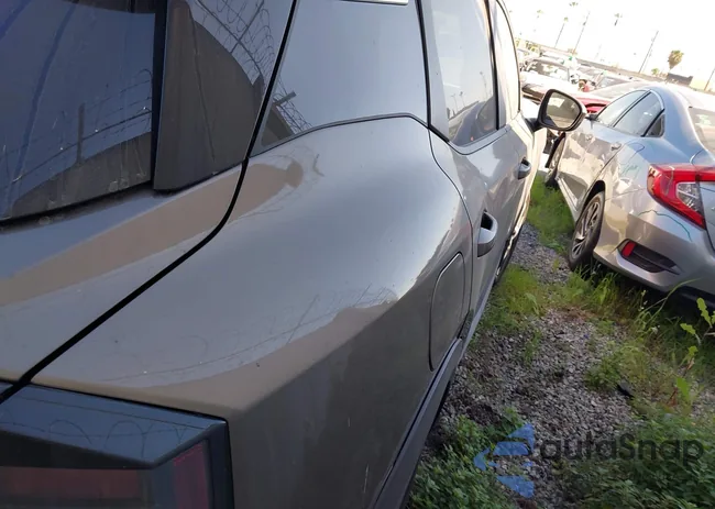 3N8AP6CA4SL389095: 44164606