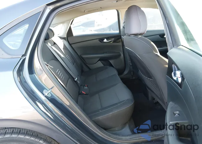 3KPF34AD9KE069953: 44164656