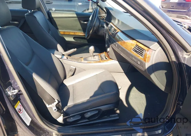 WBAPH77589NL82101: 44164664