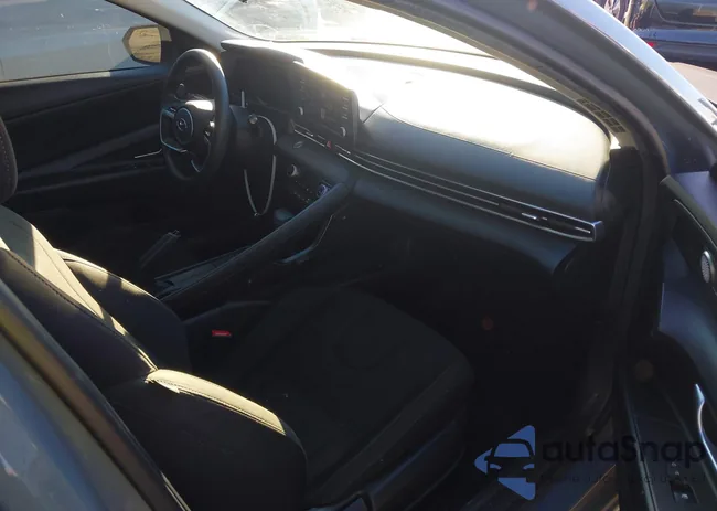 KMHLM4AG3NU365935: 44164696