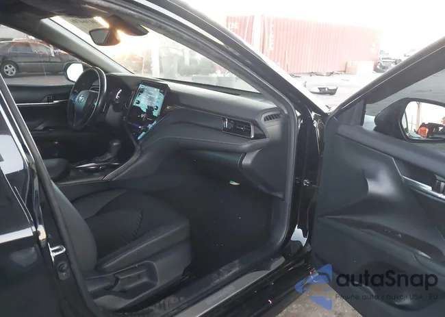 4T1T31AK2PU051640: 44164701