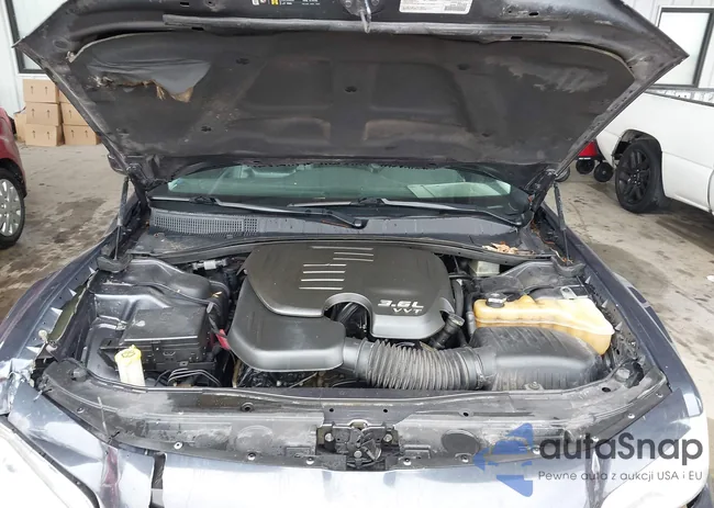 2C3CCAAG3JH274879: 44164740