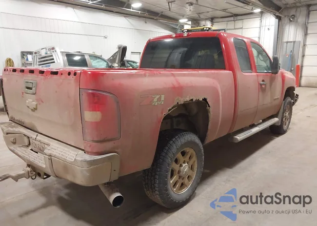 1GC2KXC85BZ308518: 44164763