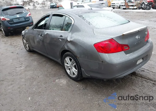 JN1CV6AR7AM459764: 44164779