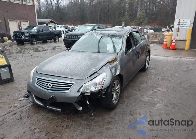 JN1CV6AR7AM459764: 44164779