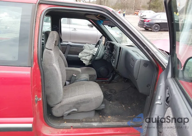 1GCCS19XXT8152046: 44164849