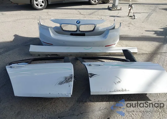 WBA3A5G54FNS89952: 44164959