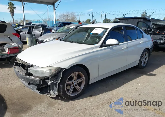 WBA3A5G54FNS89952: 44164959