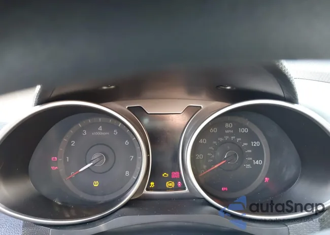 KMHTC6AD0FU243636: 44165015