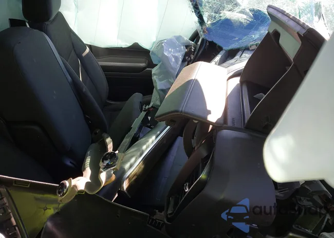 1GCPDKEK1NZ611649: 44165026