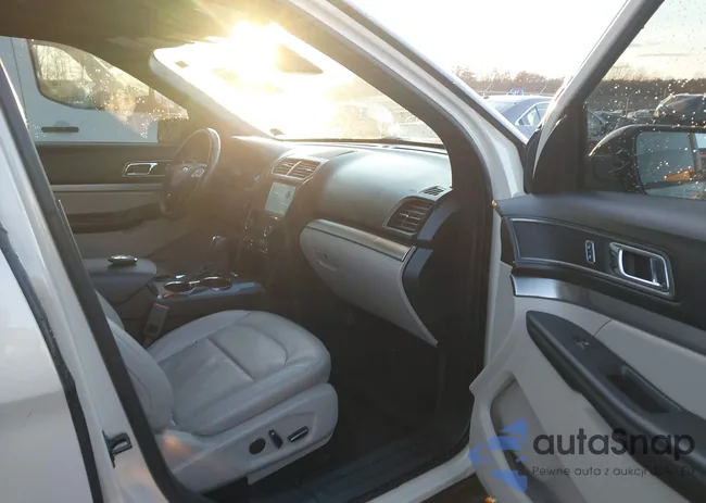 1FM5K7D89JGA52126: 44164083