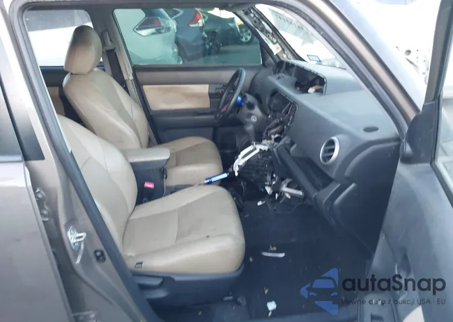 JTLZE4FE5EJ060008: 44164147