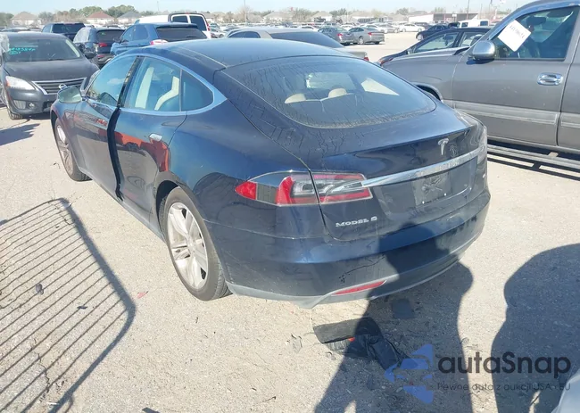 5YJSA1H13EFP39784: 44164172