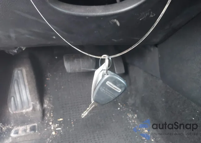 1C3CCBCG9DN555521: 44164173