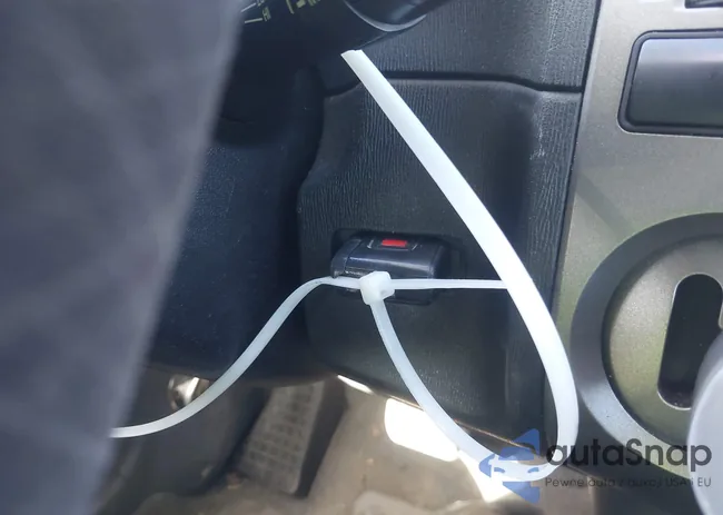 JTDKB20U773204837: 44164231