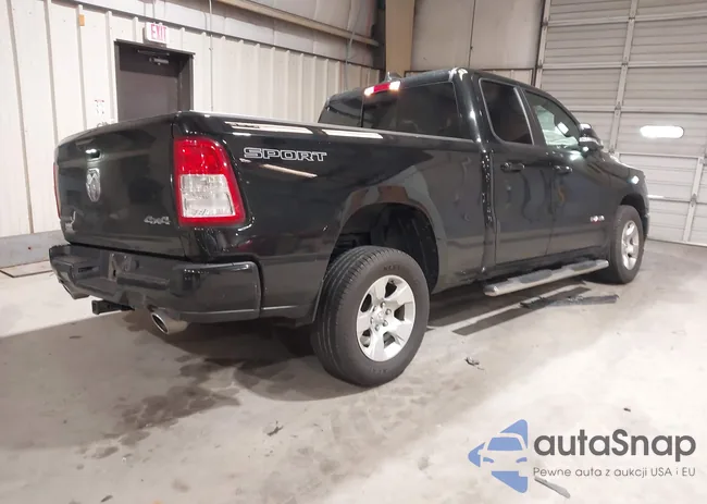 1C6SRFBT5NN146856: 44164308