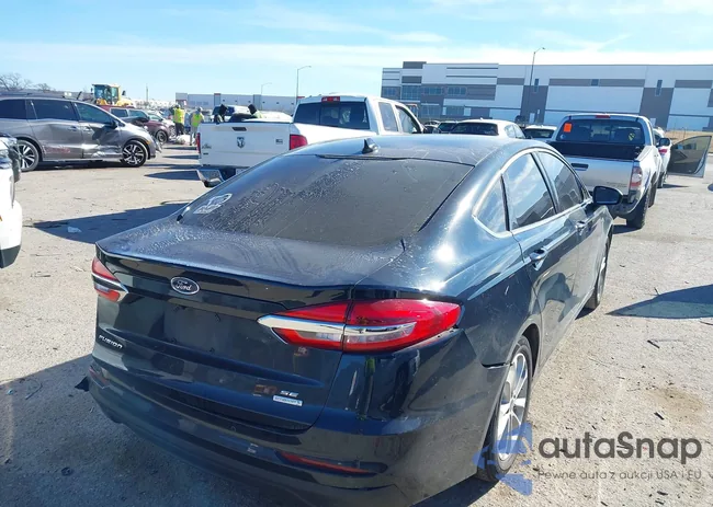 3FA6P0HD4LR256293: 44164342