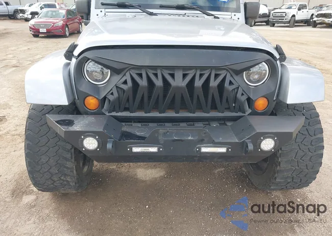 1C4BJWDG5DL609427: 44164363