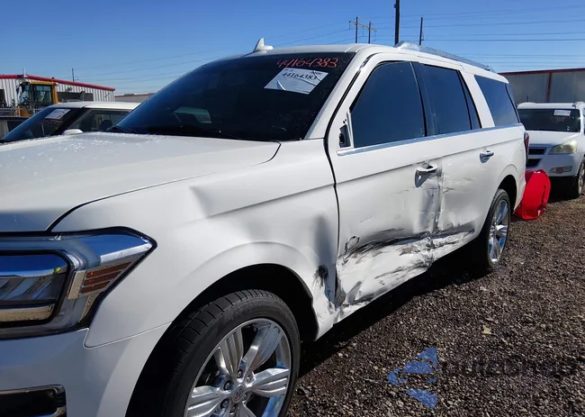 1FMJK1NT8NEA17495: 44164383