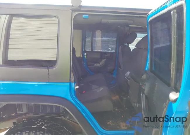 1C4BJWDG8CL142180: 44164411