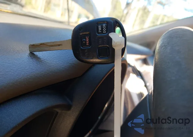 2T2GA31U25C033881: 44165544