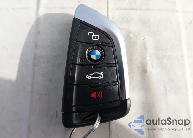 5UX53DP04N9M51511: 44165555