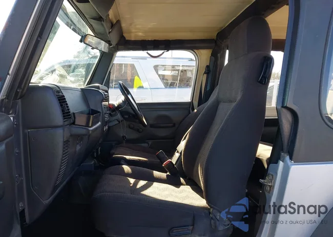 1J4F449S63P359028: 44165633