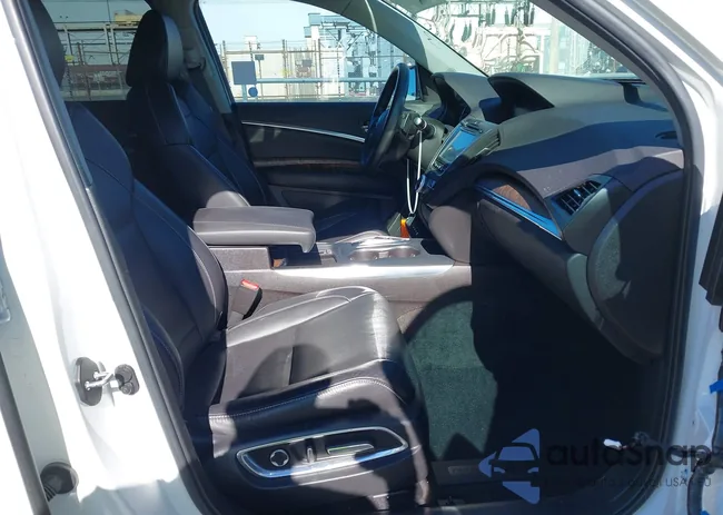 5J8YD3H58KL008147: 44165639