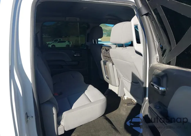 3GCUKPEC4JG160757: 44165728